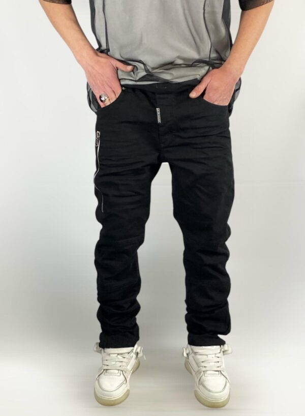 JEANS DO NOT CONFORM