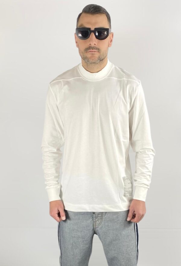 T-SHIRT DO NOT CONFORM