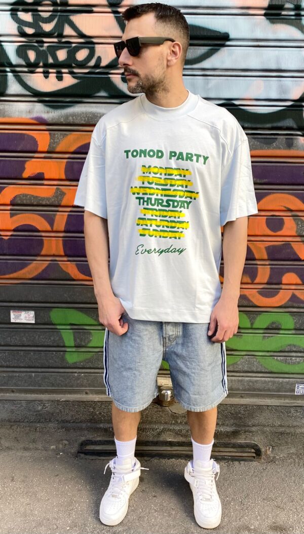 T-SHIRT DO NOT CONFORM 2 COLORI DISPONIBILI