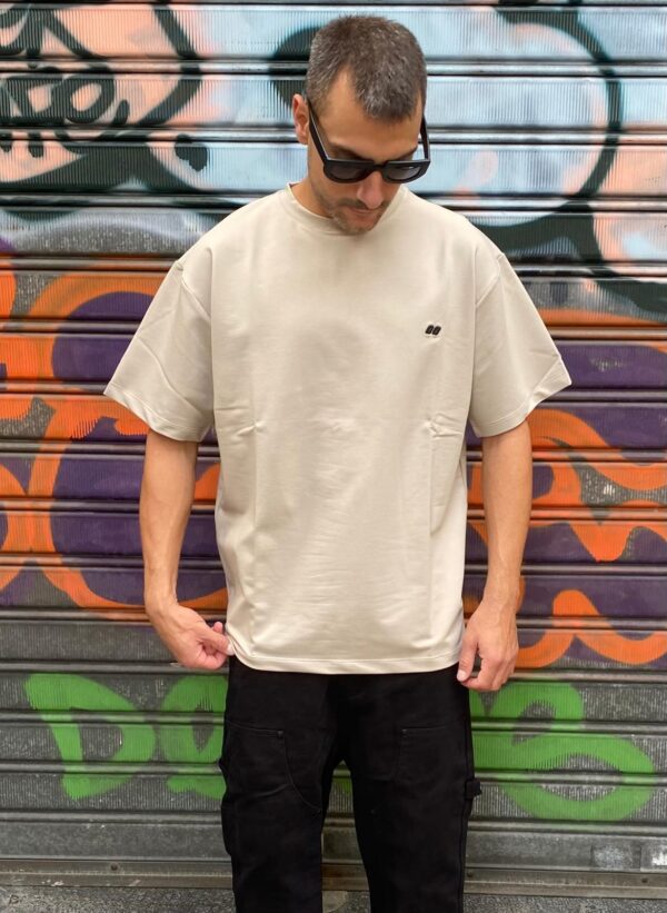 T-SHIRT LOGO NUMERO 00 2 COLORI DISPONIBILI - immagine 2