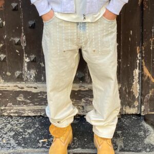 JEANS DO NOT CONFORM